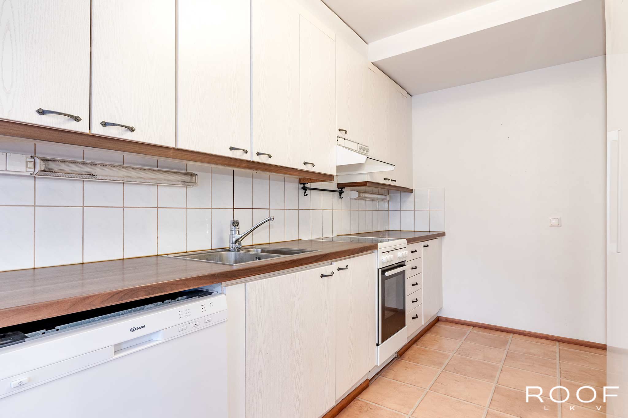Real estate object