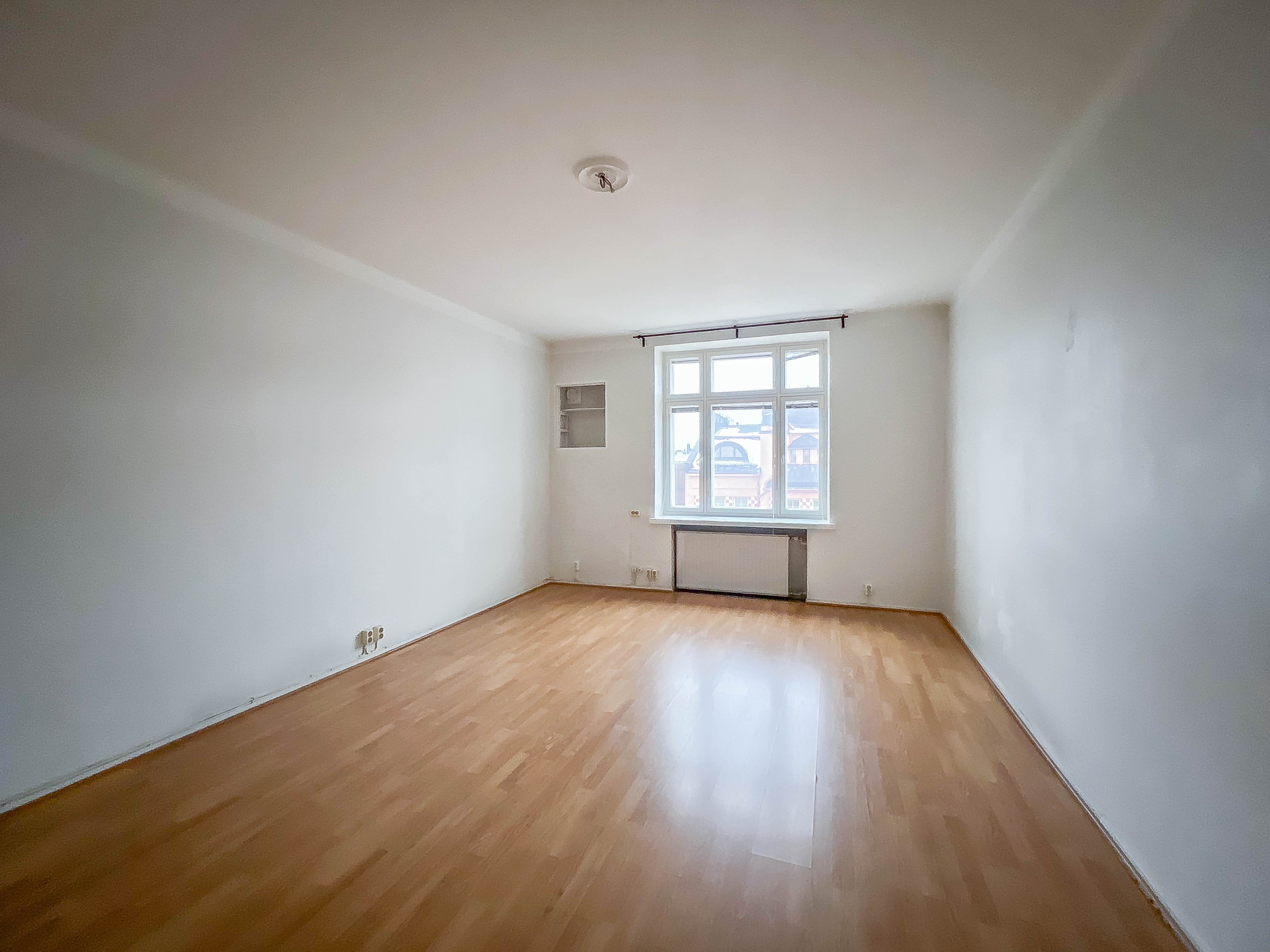 Real estate object