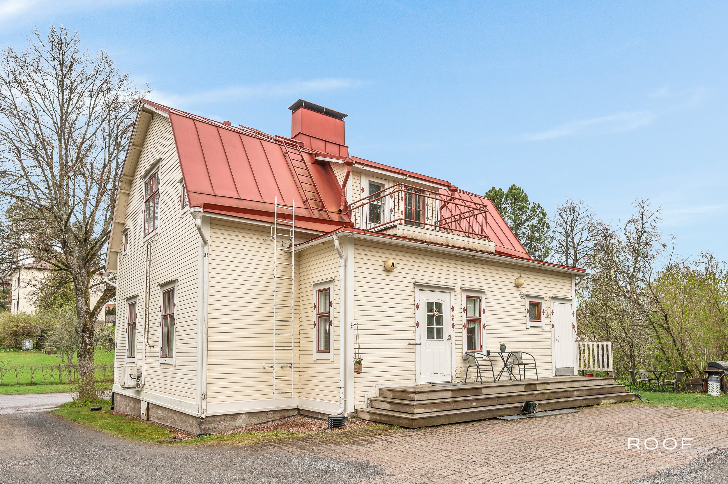Real estate object