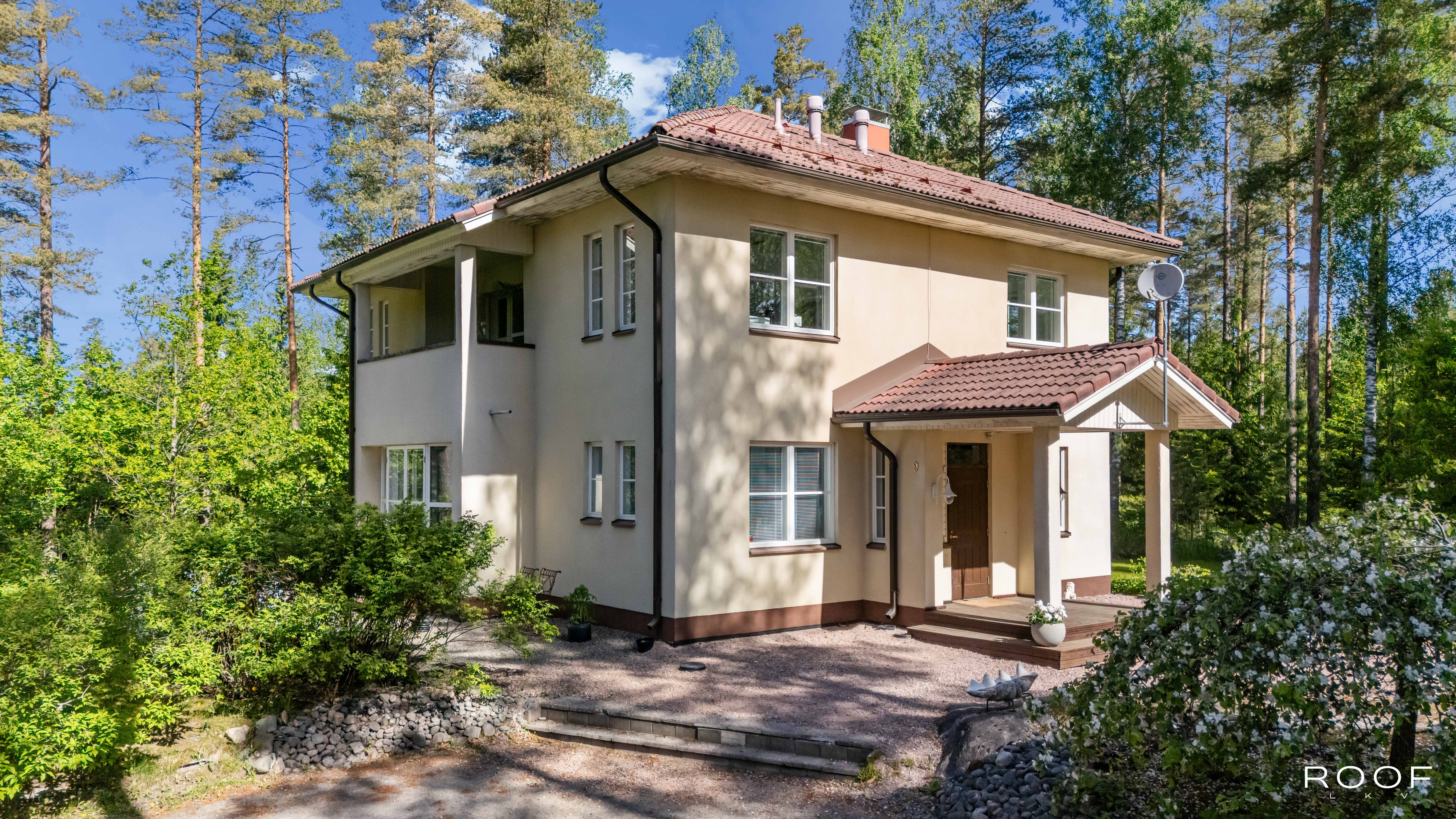 Real estate object