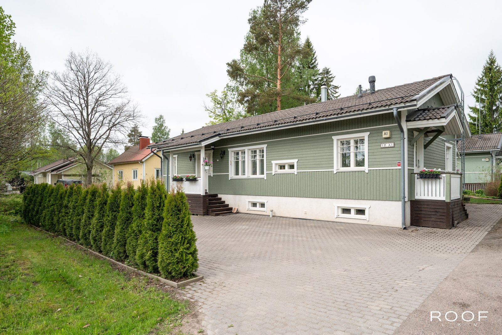 Real estate object