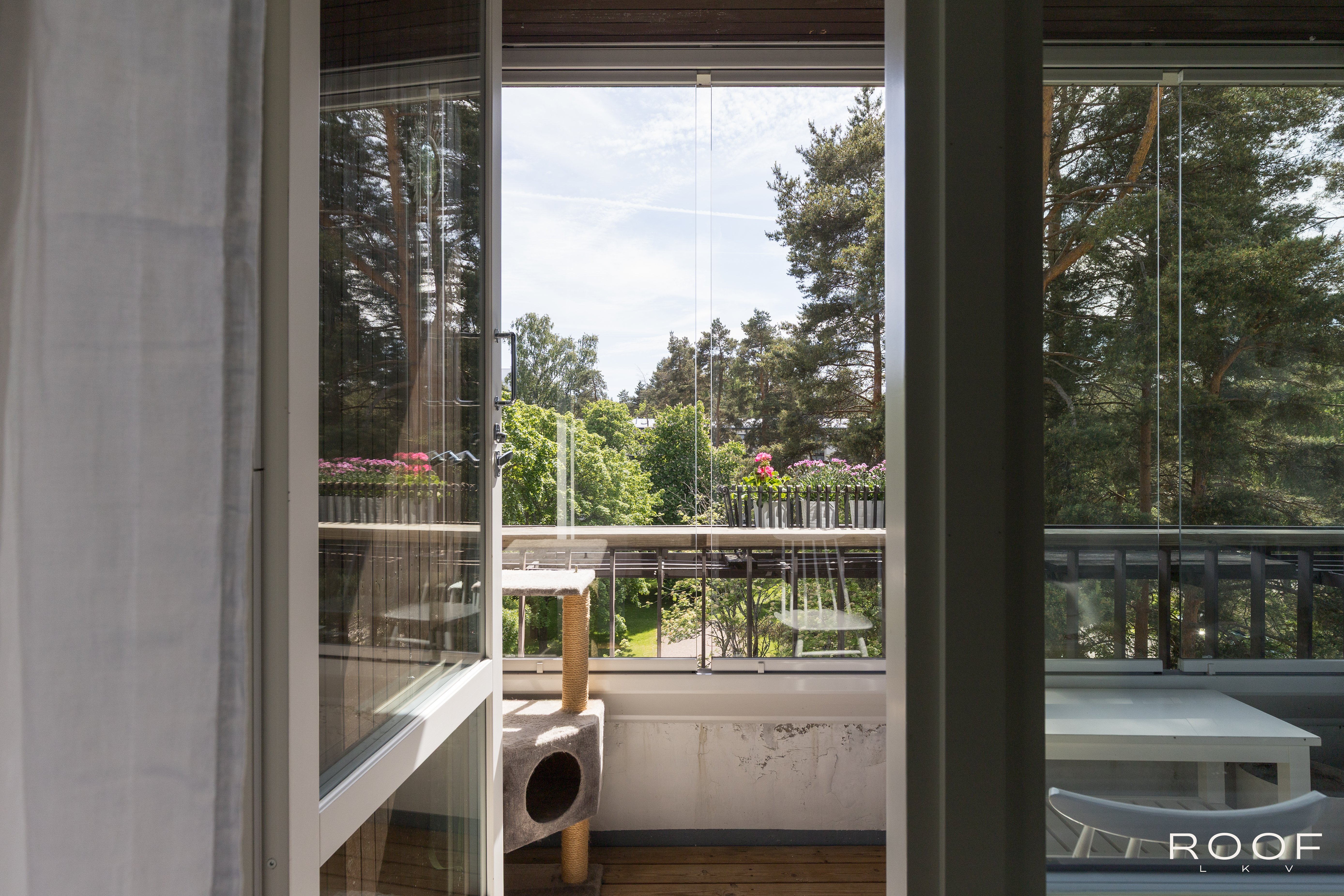 Target image
